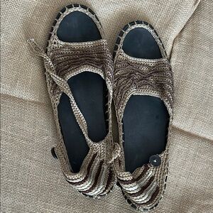 Handcrafted embroidered Women's Shoes